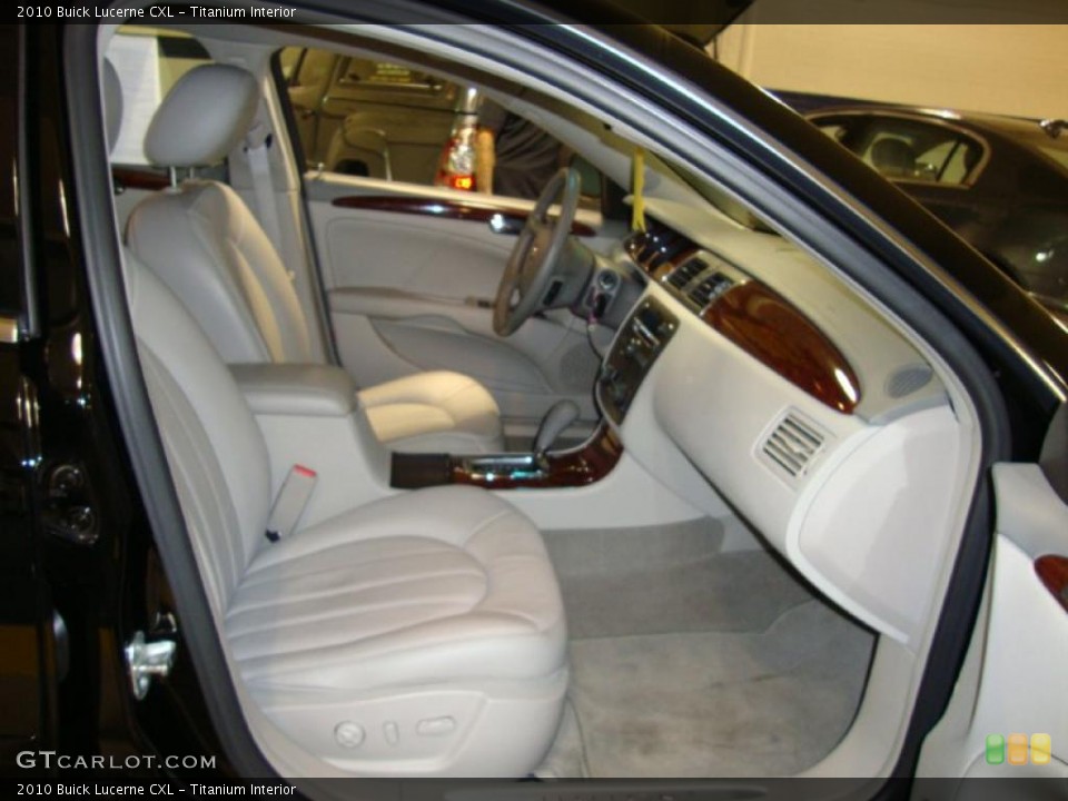 Titanium Interior Photo for the 2010 Buick Lucerne CXL #38013092