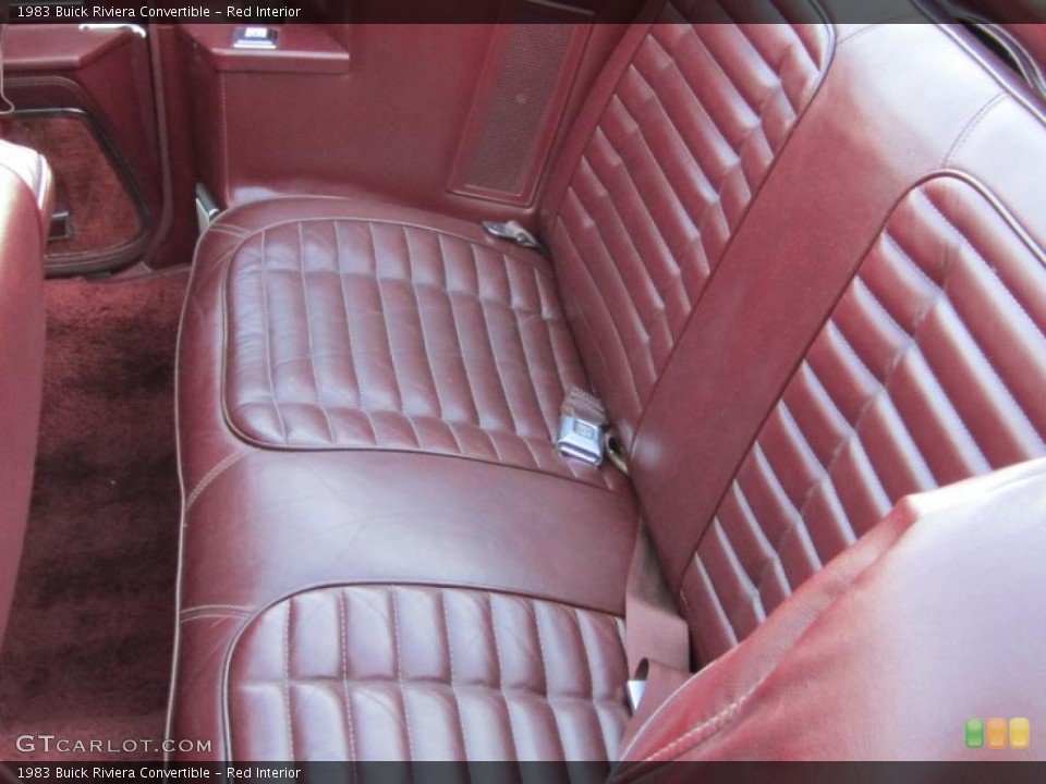 Red Interior Photo for the 1983 Buick Riviera Convertible #38013456