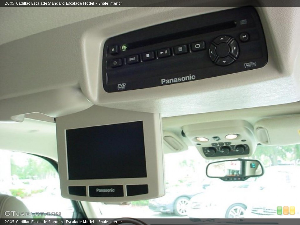Shale Interior Controls for the 2005 Cadillac Escalade  #38015204