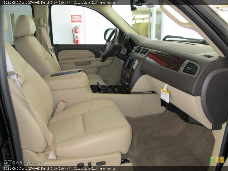 Cocoa/Light Cashmere Interior Photo for the 2011 GMC Sierra 2500HD Denali Crew Cab 4x4 #38017020