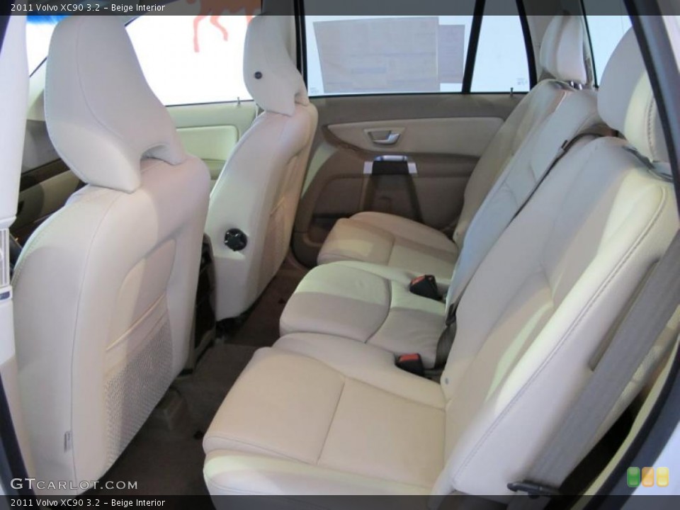 Beige Interior Photo for the 2011 Volvo XC90 3.2 #38017972