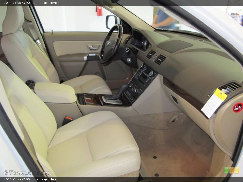 Beige Interior Photo for the 2011 Volvo XC90 3.2 #38018040