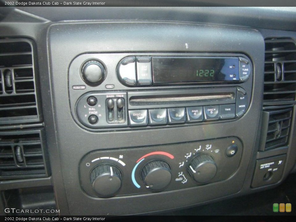 Dark Slate Gray Interior Controls for the 2002 Dodge Dakota Club Cab #38018056