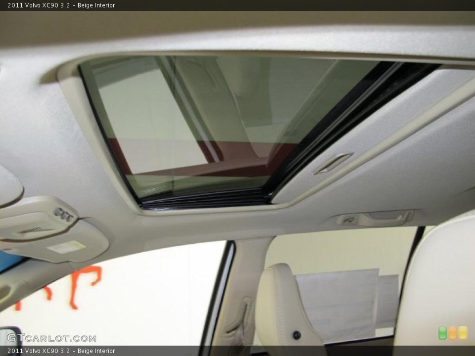 Beige Interior Photo for the 2011 Volvo XC90 3.2 #38018124
