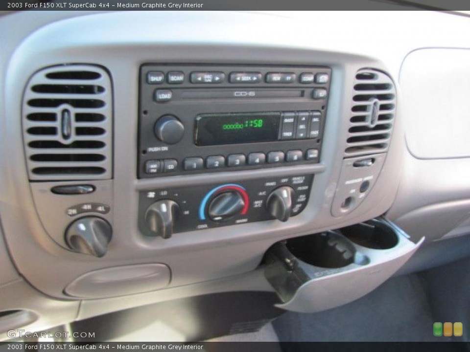 Medium Graphite Grey Interior Controls for the 2003 Ford F150 XLT SuperCab 4x4 #38018856