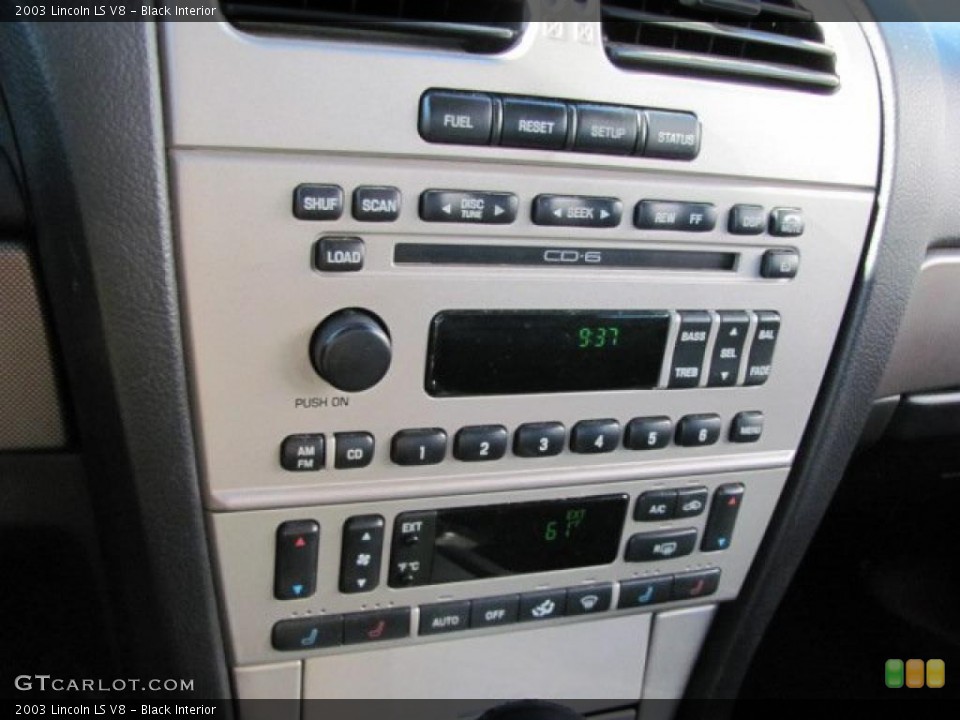 Black Interior Controls for the 2003 Lincoln LS V8 #38019156