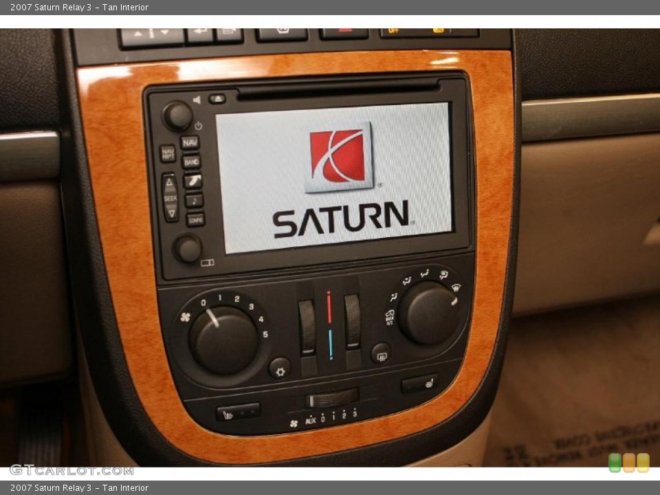 Tan Interior Controls for the 2007 Saturn Relay 3 #38019472