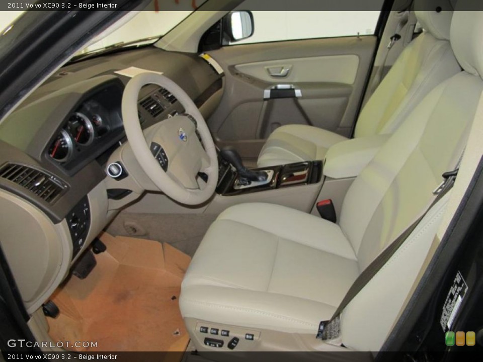 Beige Interior Photo for the 2011 Volvo XC90 3.2 #38019996