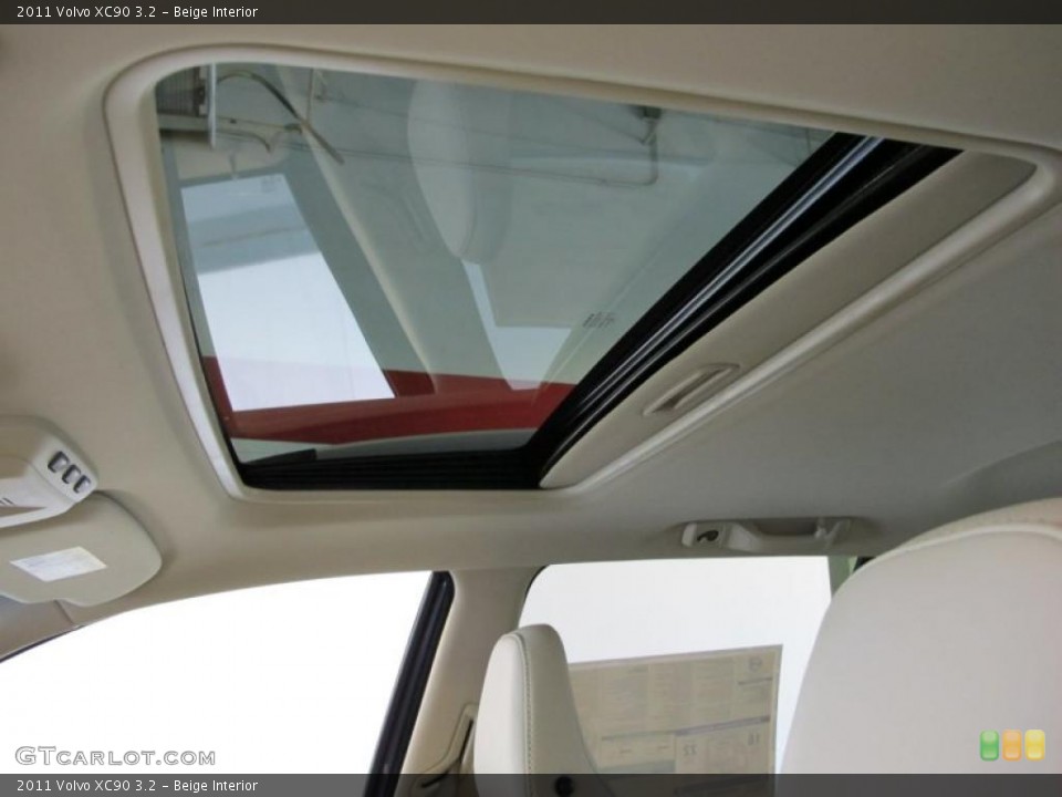 Beige Interior Photo for the 2011 Volvo XC90 3.2 #38020060