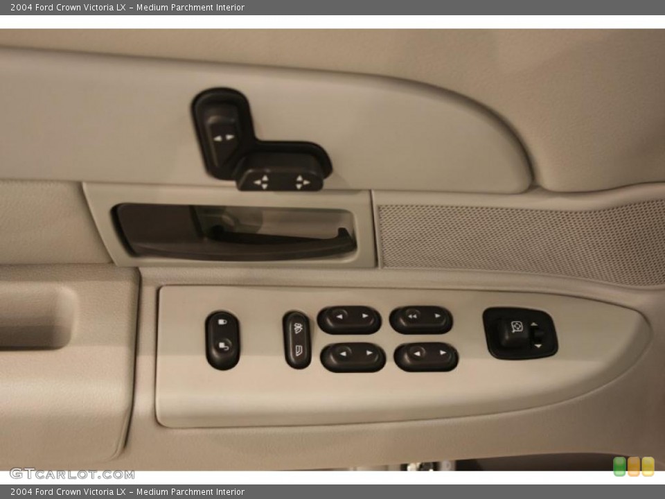 Medium Parchment Interior Controls for the 2004 Ford Crown Victoria LX #38024448