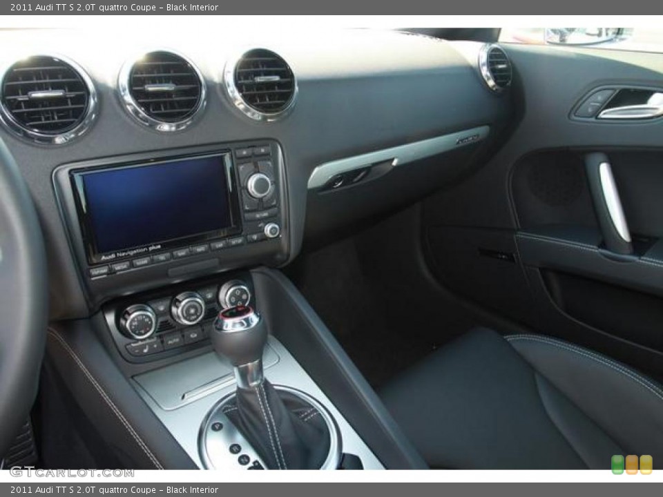 Black Interior Photo for the 2011 Audi TT S 2.0T quattro Coupe #38026726