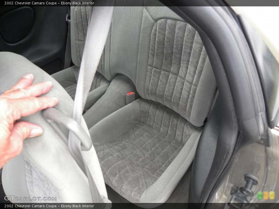 Ebony Black Interior Photo for the 2002 Chevrolet Camaro Coupe #38027246