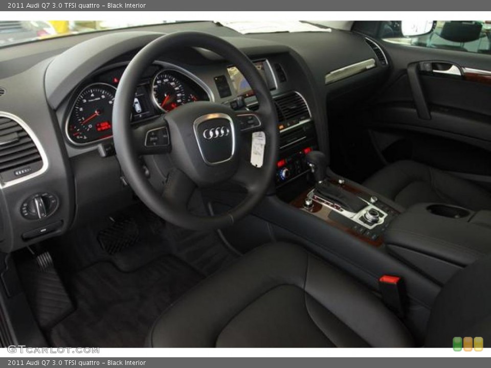 Black Interior Photo for the 2011 Audi Q7 3.0 TFSI quattro #38027302