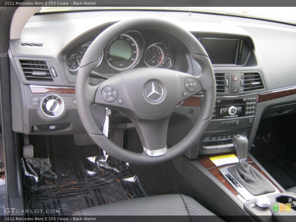 Black Interior Photo for the 2011 Mercedes-Benz E 350 Coupe #38028890