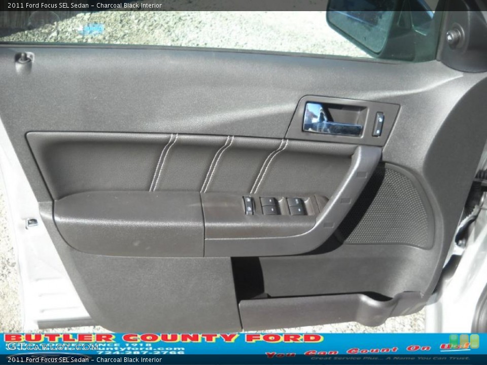 Charcoal Black Interior Photo for the 2011 Ford Focus SEL Sedan #38034237