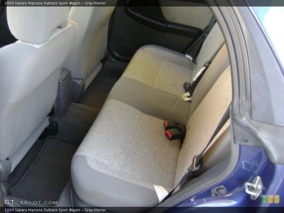 Gray Interior Photo for the 2004 Subaru Impreza Outback Sport Wagon #38034297