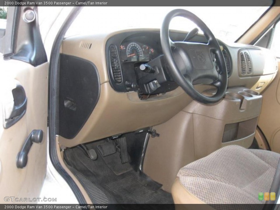 Camel/Tan Interior Photo for the 2000 Dodge Ram Van 3500 Passenger #38035638