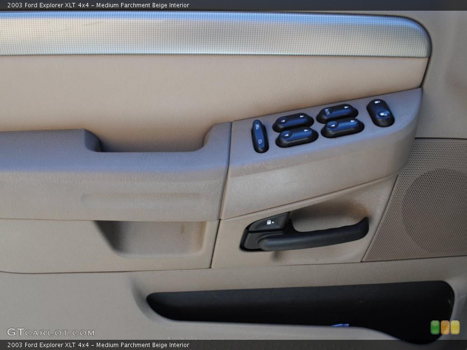 Medium Parchment Beige Interior Photo for the 2003 Ford Explorer XLT 4x4 #38038538