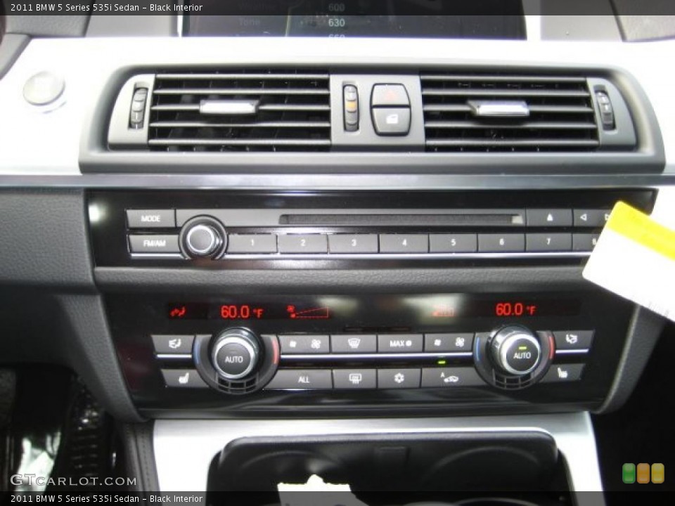 Black Interior Controls for the 2011 BMW 5 Series 535i Sedan #38044295