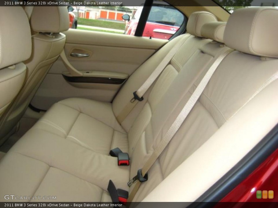 Beige Dakota Leather Interior Photo for the 2011 BMW 3 Series 328i xDrive Sedan #38044819