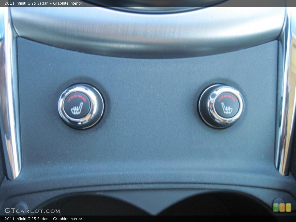Graphite Interior Controls for the 2011 Infiniti G 25 Sedan #38045896