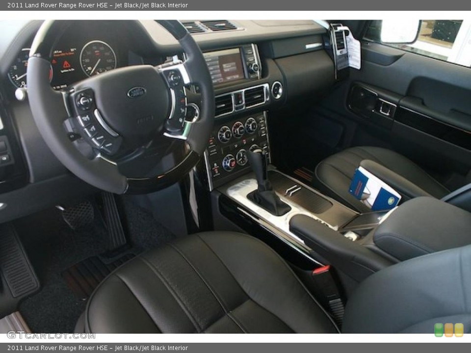 Jet Black/Jet Black Interior Photo for the 2011 Land Rover Range Rover HSE #38046236