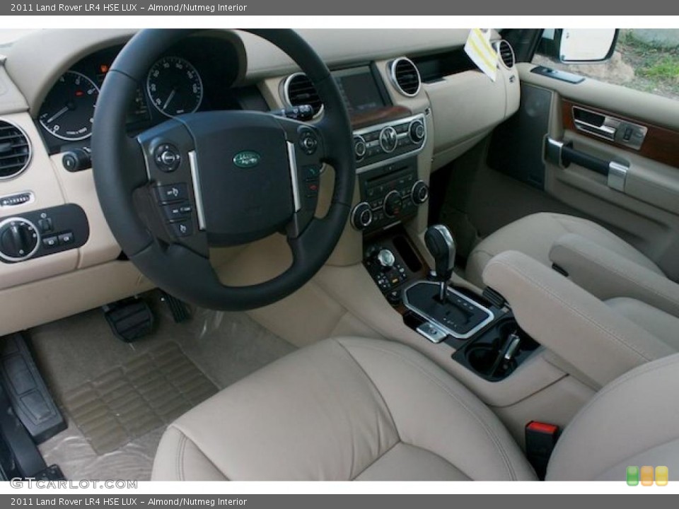 Almond/Nutmeg Interior Photo for the 2011 Land Rover LR4 HSE LUX #38046560