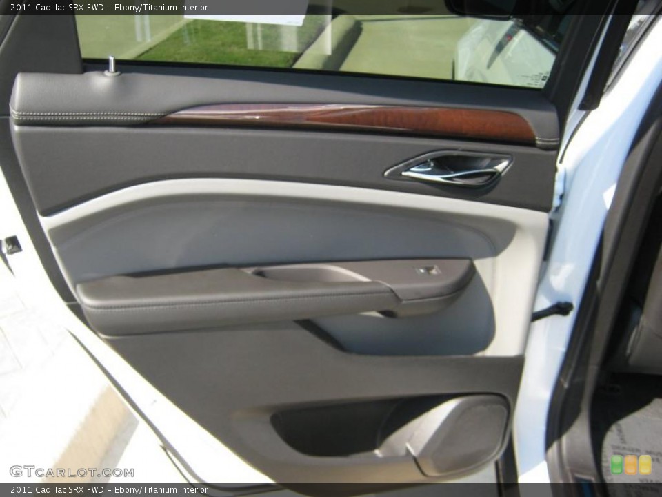 Ebony/Titanium Interior Photo for the 2011 Cadillac SRX FWD #38054110