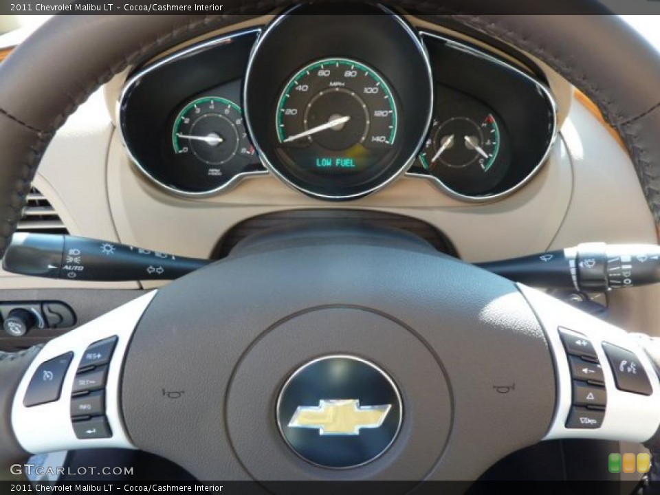 Cocoa/Cashmere Interior Controls for the 2011 Chevrolet Malibu LT #38054514