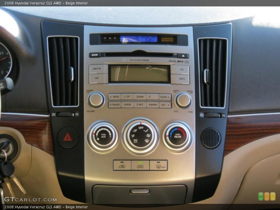 Beige Interior Controls for the 2008 Hyundai Veracruz GLS AWD #38057562