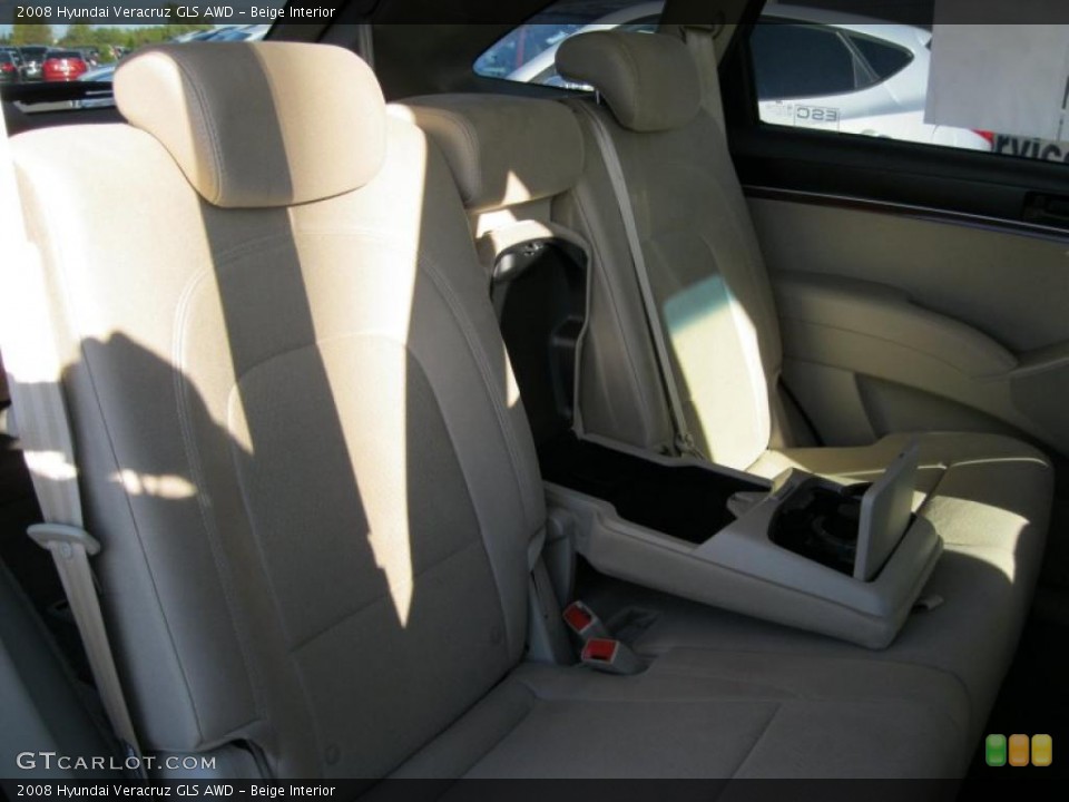 Beige Interior Photo for the 2008 Hyundai Veracruz GLS AWD #38057586