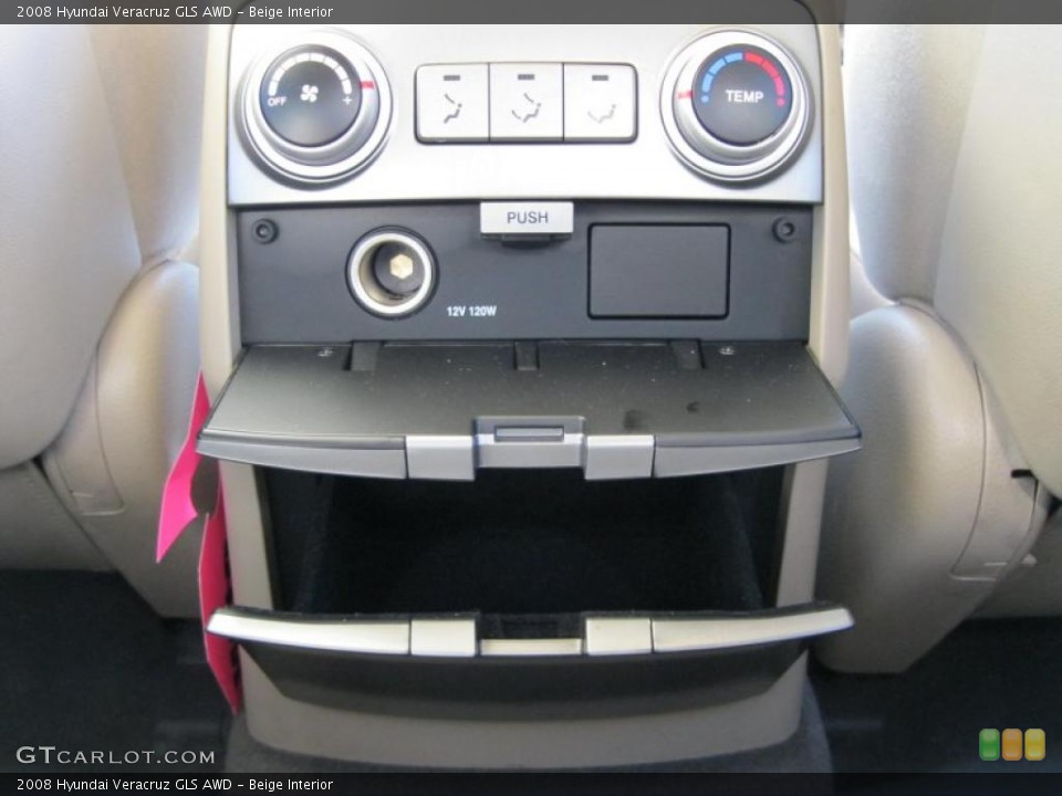 Beige Interior Controls for the 2008 Hyundai Veracruz GLS AWD #38057906