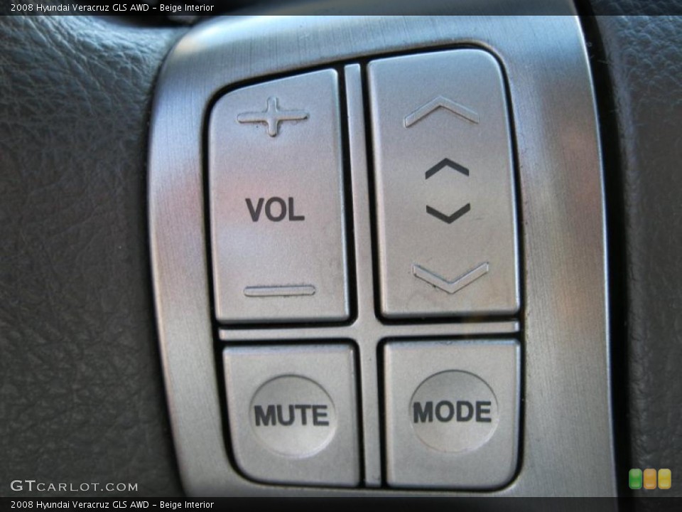 Beige Interior Controls for the 2008 Hyundai Veracruz GLS AWD #38057950