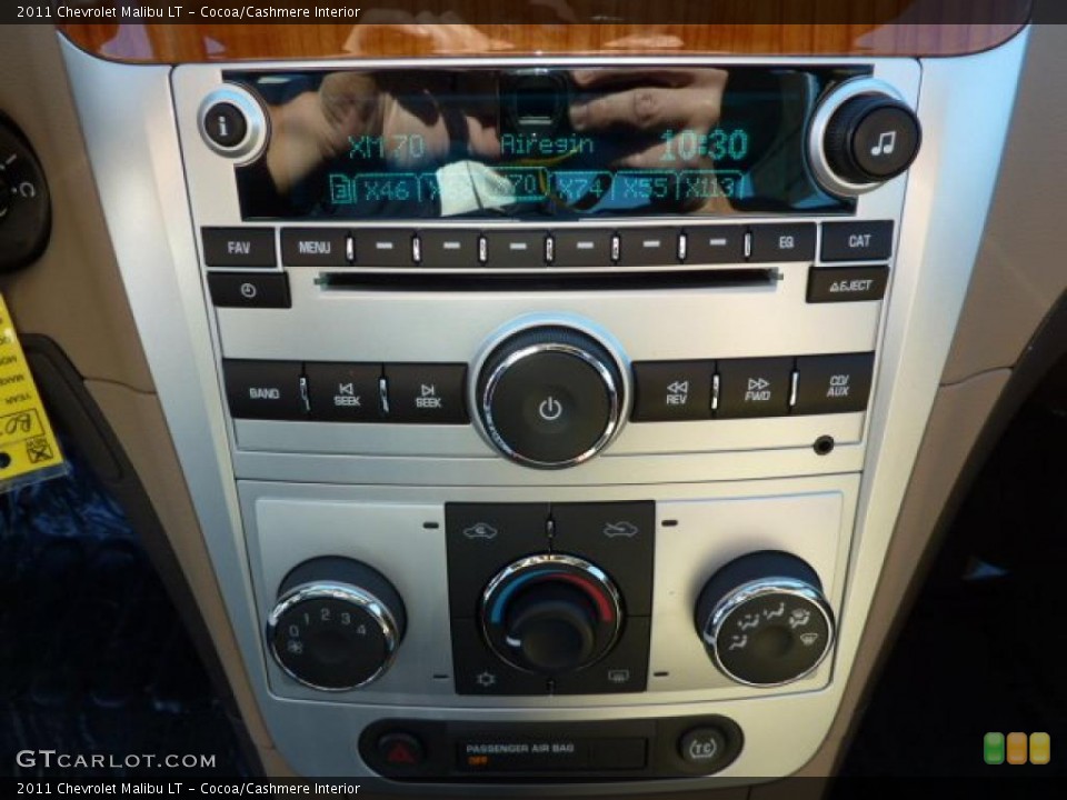 Cocoa/Cashmere Interior Controls for the 2011 Chevrolet Malibu LT #38058246