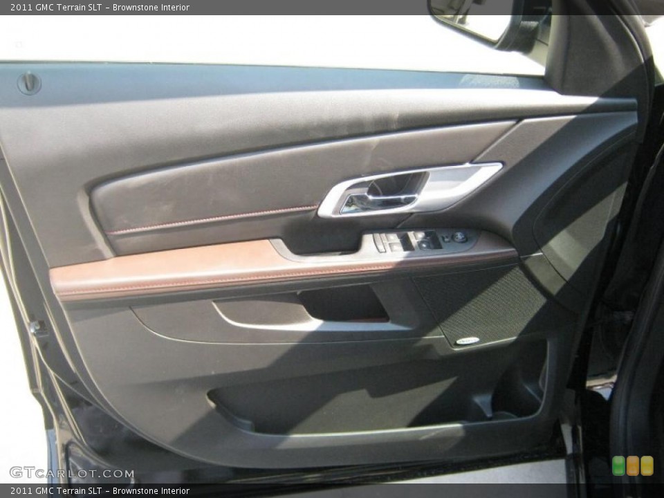 Brownstone Interior Photo for the 2011 GMC Terrain SLT #38058708