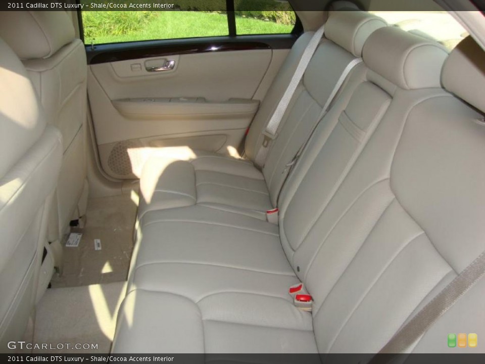 Shale/Cocoa Accents Interior Photo for the 2011 Cadillac DTS Luxury #38059618