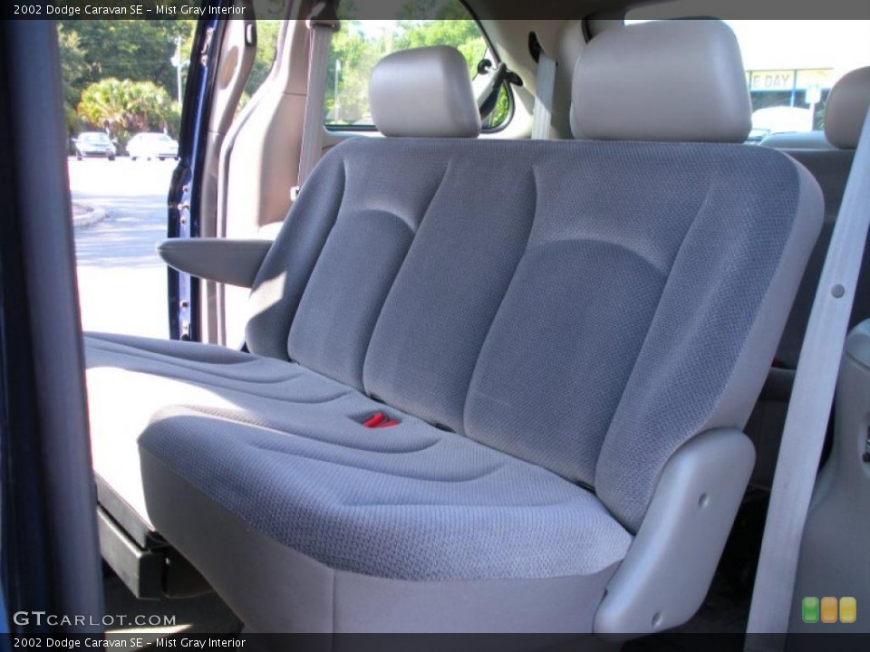 Mist Gray Interior Photo for the 2002 Dodge Caravan SE #38062948