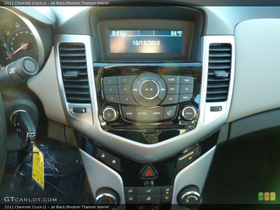 Jet Black/Medium Titanium Interior Controls for the 2011 Chevrolet Cruze LS #38065588