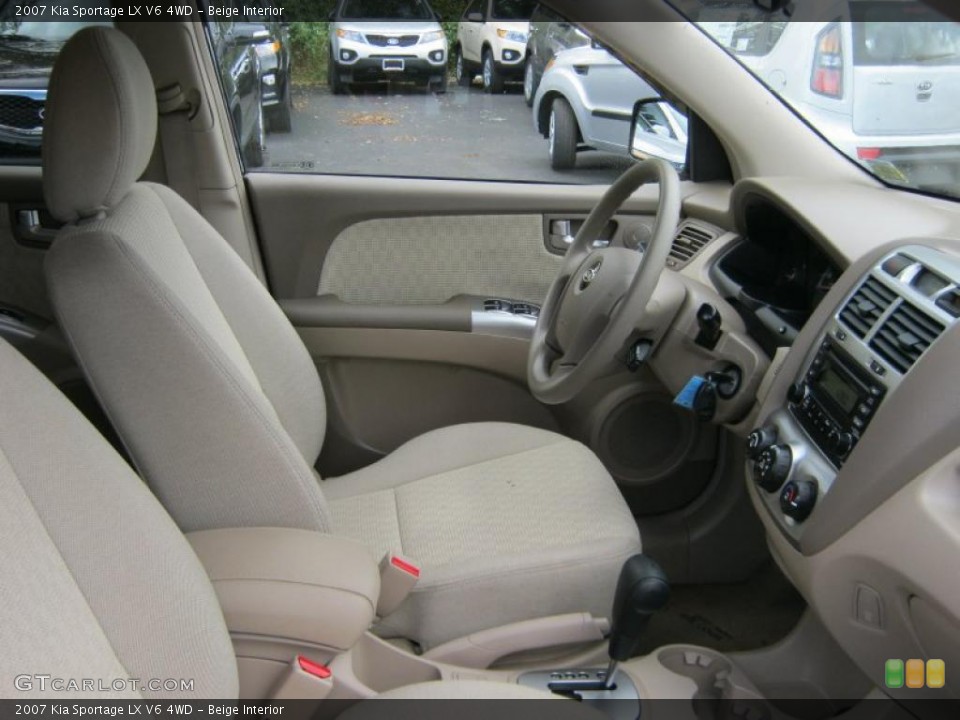 Beige Interior Photo for the 2007 Kia Sportage LX V6 4WD #38065852