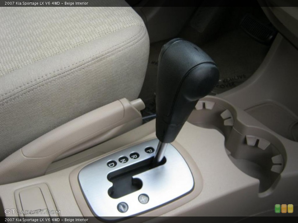 Beige Interior Transmission for the 2007 Kia Sportage LX V6 4WD #38066068