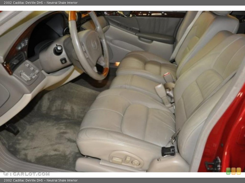 Neutral Shale Interior Photo for the 2002 Cadillac DeVille DHS #38066700