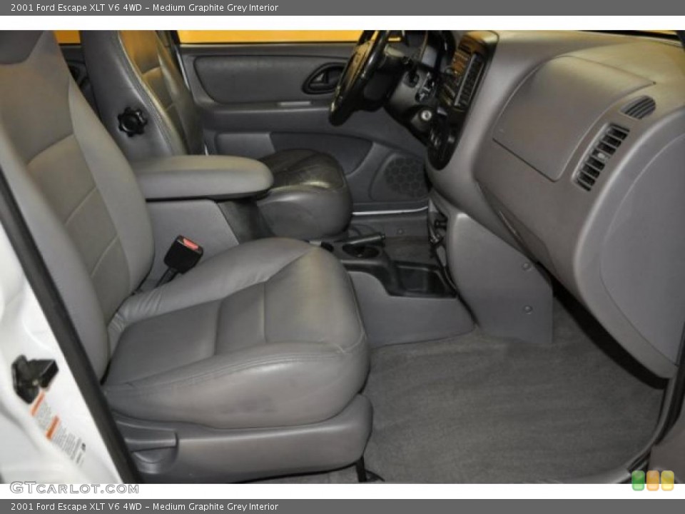 Medium Graphite Grey Interior Photo for the 2001 Ford Escape XLT V6 4WD #38068011