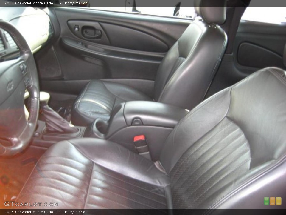 Ebony Interior Photo for the 2005 Chevrolet Monte Carlo LT #38068621