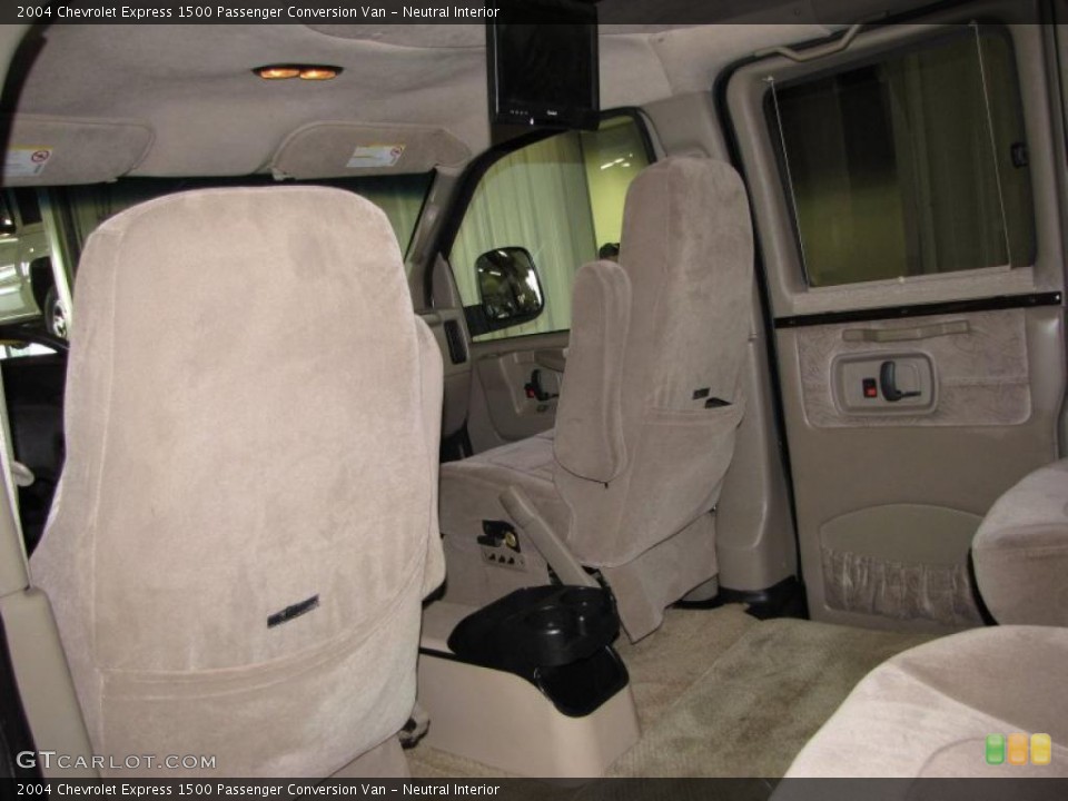Neutral Interior Photo for the 2004 Chevrolet Express 1500 Passenger Conversion Van #38071385