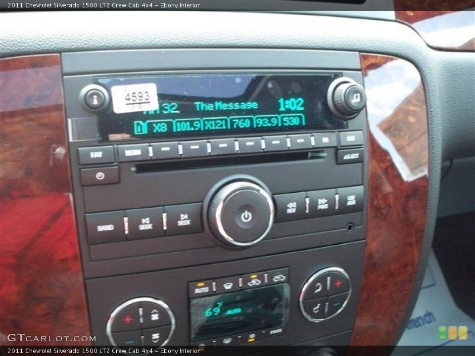 Ebony Interior Controls for the 2011 Chevrolet Silverado 1500 LTZ Crew Cab 4x4 #38072093