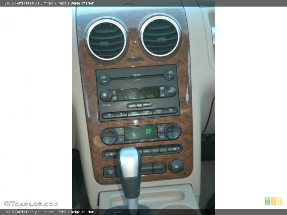 Pebble Beige Interior Controls for the 2006 Ford Freestyle Limited #38073795