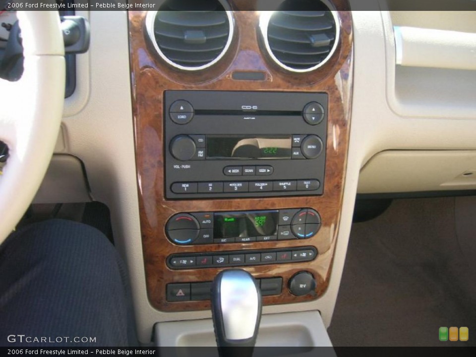 Pebble Beige Interior Controls for the 2006 Ford Freestyle Limited #38074758