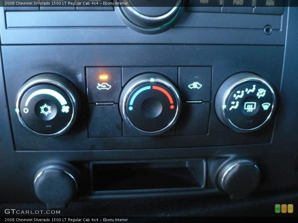 Ebony Interior Controls for the 2008 Chevrolet Silverado 1500 LT Regular Cab 4x4 #38075626
