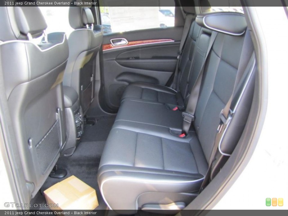 Black Interior Photo for the 2011 Jeep Grand Cherokee Overland #38077551