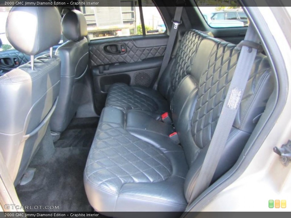 Graphite Interior Photo for the 2000 GMC Jimmy Diamond Edition #38077979